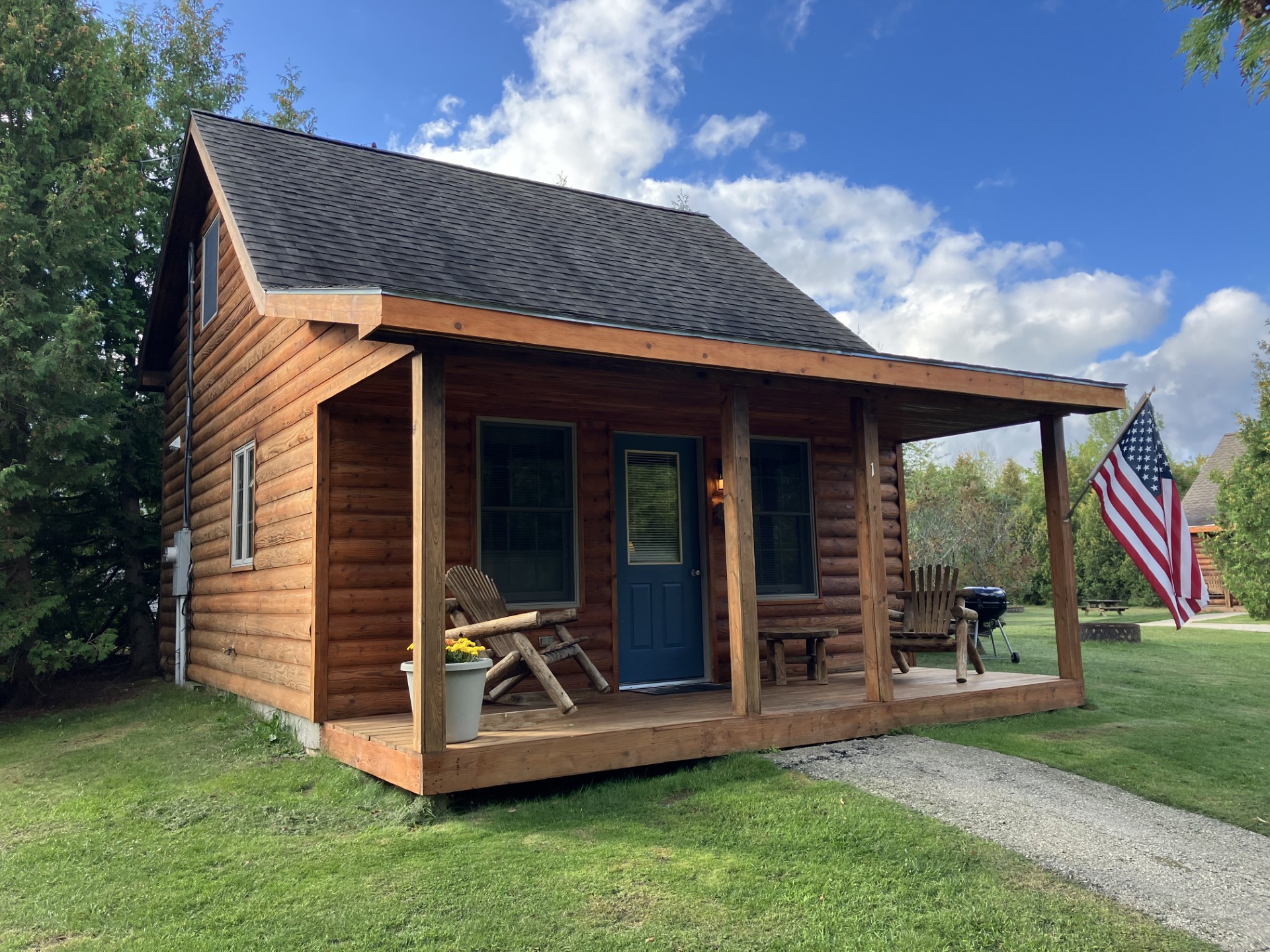 Journey’s End Motel & Cabins