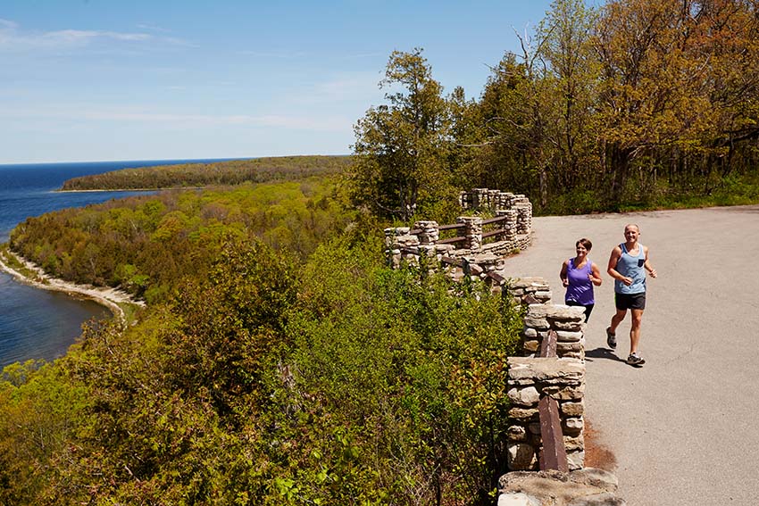 People running past a lookout