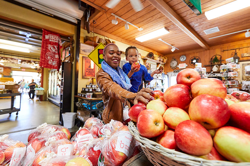 Wood Orchard Market