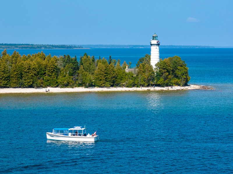 Shoreline Boat Tours